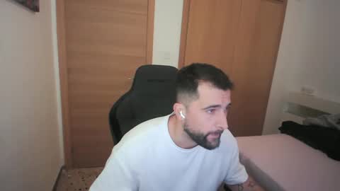 iberian_macho online show from 11/20/25, 02:28