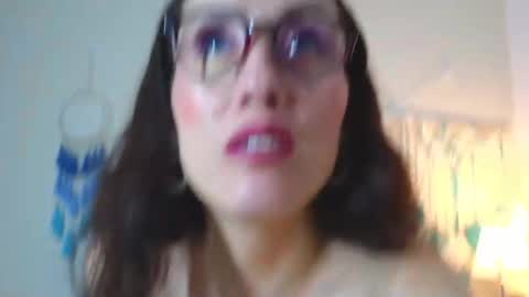 Iberian Moon online show from 11/15/25, 06:59