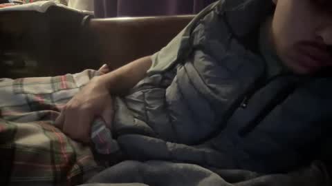 Snapshot of ice_jr chatting on 01/13/25, 01:02 Ice Jr online show from 01/13/25, 01:02