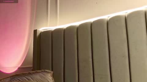 Crystall online show from 11/21/25, 11:31