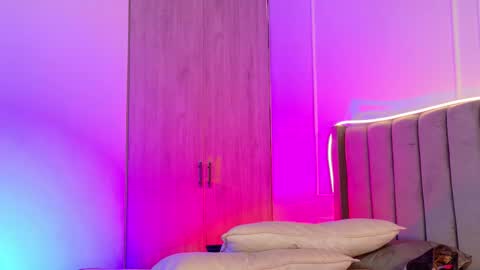 Crystall online show from 03/28/26, 12:05