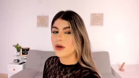 ice_y_abigail online show from 01/14/26, 12:11