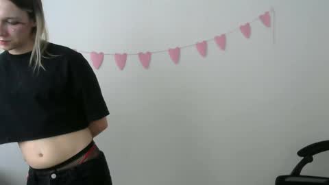 Jade online show from 04/02/26, 12:14