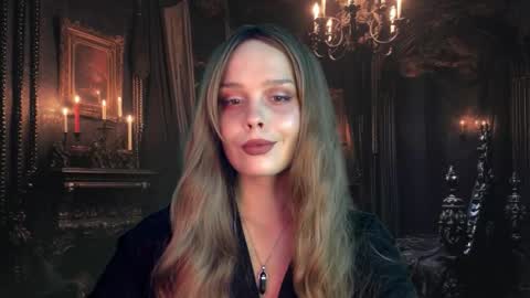 Nina online show from 09/28/25, 08:36