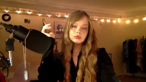 Nina online show from 02/08/26, 11:41