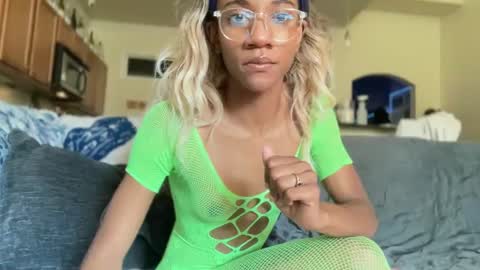 bree summers online show from 10/09/25, 02:26