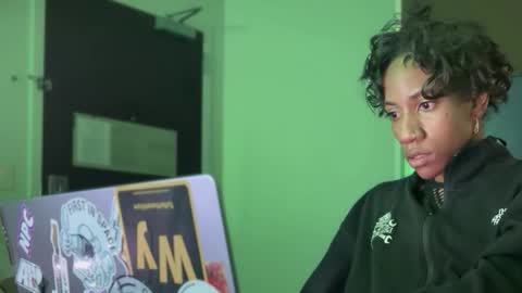 bree summers online show from 02/02/26, 08:24