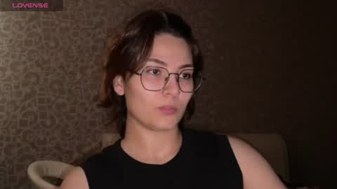 Snapshot of iceeheart chatting on 08/04/26, 10:18 Ksenia online show from 08/04/26, 10:18
