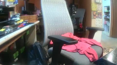 iceman00074 online show from 12/16/24, 06:21