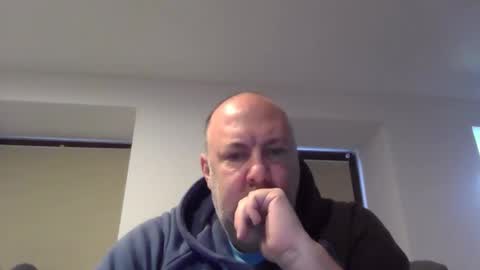 iceoli123 online show from 12/05/25, 11:08