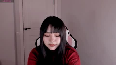 Hitomi   online show from 11/11/25, 02:33