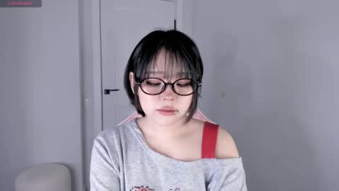 Hitomi   online show from 02/27/26, 10:54