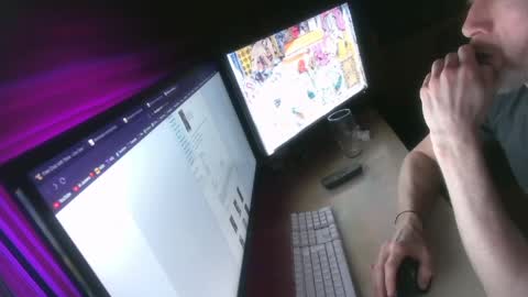 icuras online show from 04/11/26, 03:22