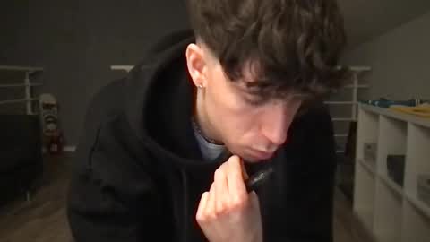 icyninesix online show from 12/28/24, 11:05