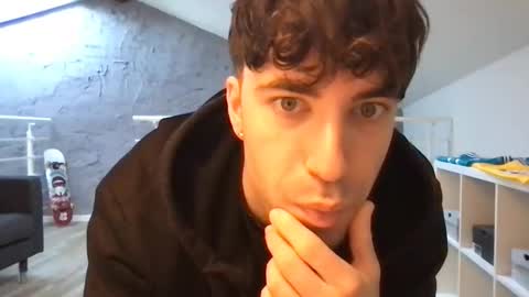 icyninesix online show from 01/03/25, 09:04