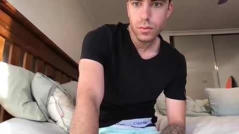 icyninesix online show from 03/12/25, 09:35