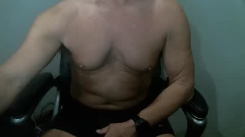 Snapshot of icyou222 chatting on 12/03/24, 12:16 ICU2 online show from 12/03/24, 12:16