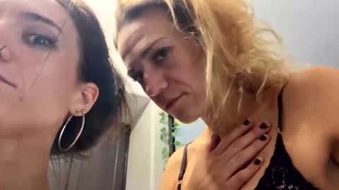 icyspice online show from 11/10/25, 03:33