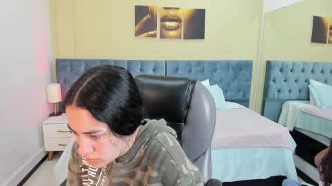 Icy online show from 02/02/25, 11:51