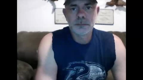 idkwhyidothis348732 online show from 12/18/24, 01:48