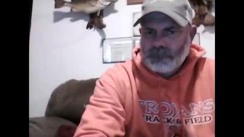 idkwhyidothis348732 online show from 01/21/25, 08:54