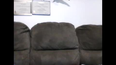 idkwhyidothis348732 online show from 03/07/25, 11:40