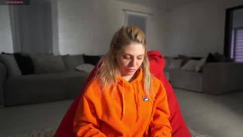 Little Flower online show from 03/26/26, 04:12