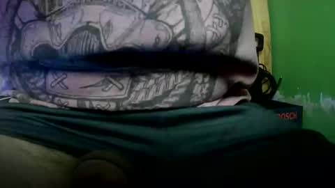 Nicolas online show from 12/14/25, 04:23