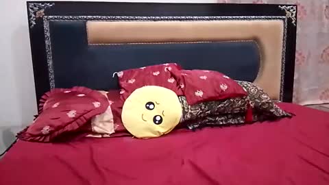 iffikhan619 online show from 09/27/25, 11:21