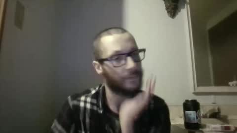 Snapshot of iggy617 chatting on 06/11/26, 02:53 iggy617 online show from 06/11/26, 02:53