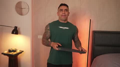 Igor scott online show from 04/12/26, 01:54