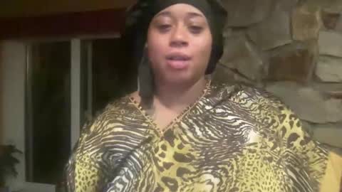 ih8vyx online show from 09/27/25, 05:23