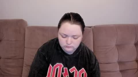 Snapshot of ihaveasecret_ chatting on 06/21/26, 07:33 Alice online show from 06/21/26, 07:33