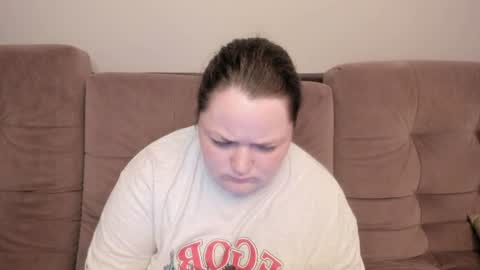 Snapshot of ihaveasecret_ chatting on 07/06/26, 02:47 Alice online show from 07/06/26, 02:47