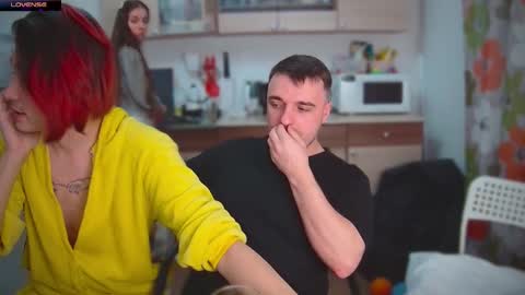 Julia and Mira online show from 12/11/24, 05:37