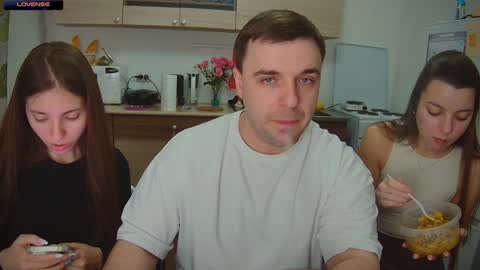 Julia and Mira online show from 02/02/25, 02:45