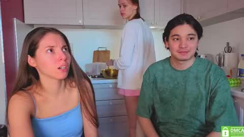 Julia and Mira online show from 02/21/26, 09:54