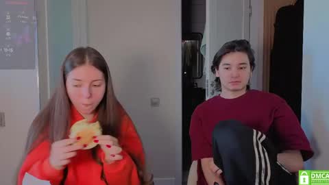 Julia and Mira online show from 04/11/26, 06:07