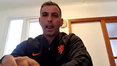 ihtiandar1008 online show from 12/10/24, 11:43