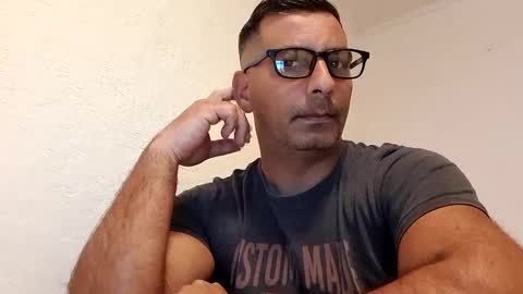 ihtiandar1008 online show from 02/22/25, 11:24