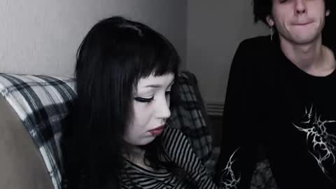 Snapshot of iiiiiiis chatting on 10/19/25, 05:35 iiiiiiis online show from 10/19/25, 05:35