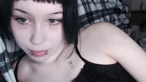 Snapshot of iiiiiiis chatting on 10/29/25, 03:09 iiiiiiis online show from 10/29/25, 03:09