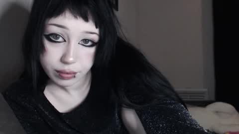 Snapshot of iiiiiiis chatting on 10/31/25, 07:20 iiiiiiis online show from 10/31/25, 07:20