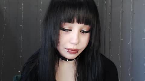 iiiiiiis online show from 03/12/26, 11:49