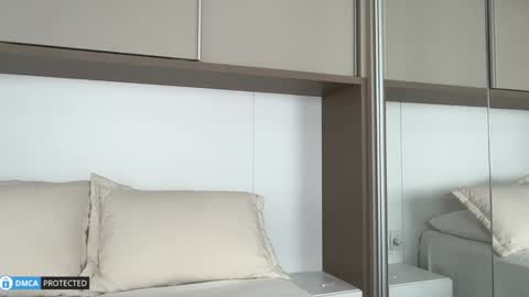 Snapshot of iiivy_ chatting on 02/10/26, 06:23 Ivy online show from 02/10/26, 06:23