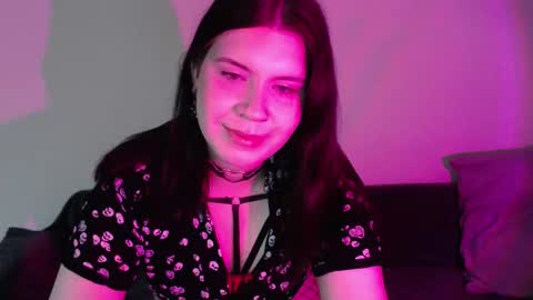 Vella online show from 09/14/25, 12:43