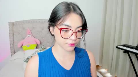 Snapshot of iki_mei chatting on 09/18/25, 08:00 Maria online show from 09/18/25, 08:00