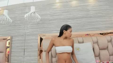 Snapshot of ikia_lopez chatting on 06/23/26, 11:52 ikia lopez online show from 06/23/26, 11:52