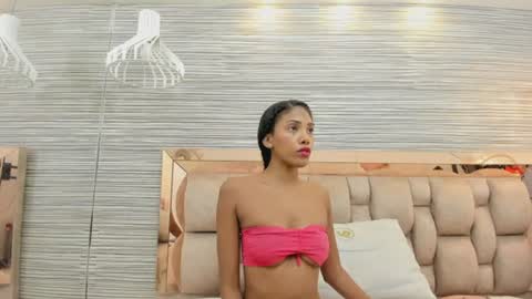 Snapshot of ikia_lopez chatting on 07/11/26, 11:57 ikia lopez online show from 07/11/26, 11:57