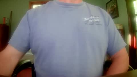 Snapshot of il_undercover chatting on 06/02/26, 11:23 il_undercover online show from 06/02/26, 11:23